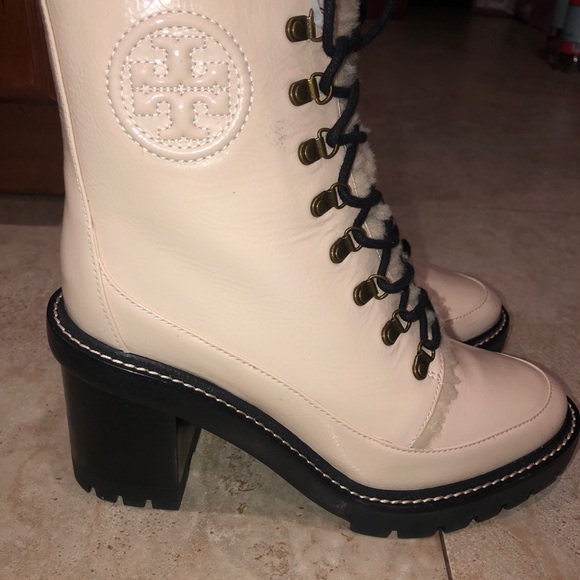 Tory Burch Miller 95mm Shearling Lug Sole Bootie Boots SPAIN Brie Leather Sz 9.5 - Picture 3 of 6